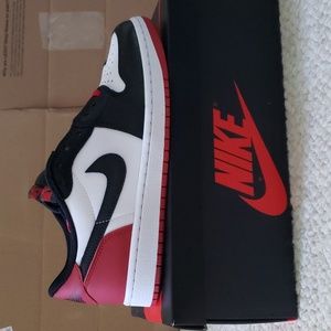Air Jordan 1 Retro Low OG Black Toe